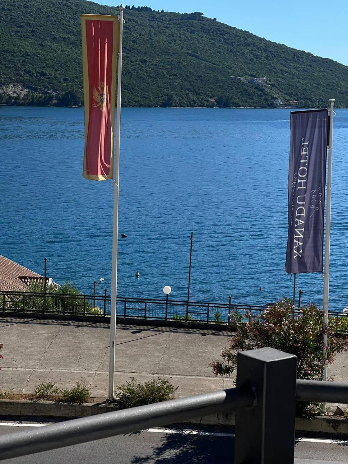 Hotel Xanadu Χέρτσεγκ Νόβι Εξωτερικό φωτογραφία