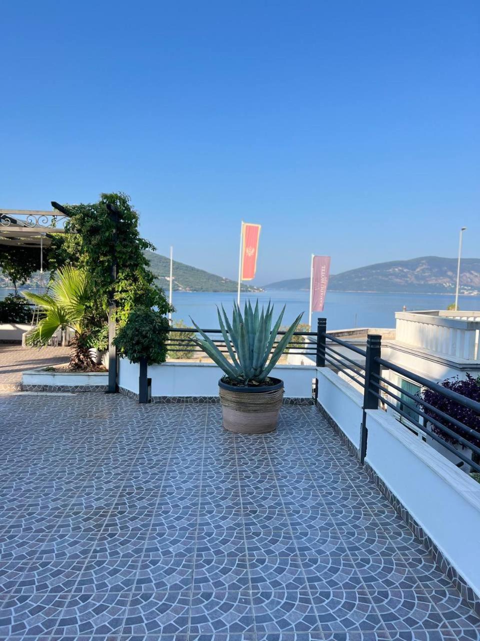 Hotel Xanadu Χέρτσεγκ Νόβι Εξωτερικό φωτογραφία